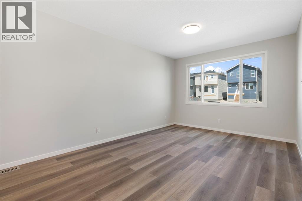 Photo 14 of 620 Rowmont Boulevard Nw, Calgary AB