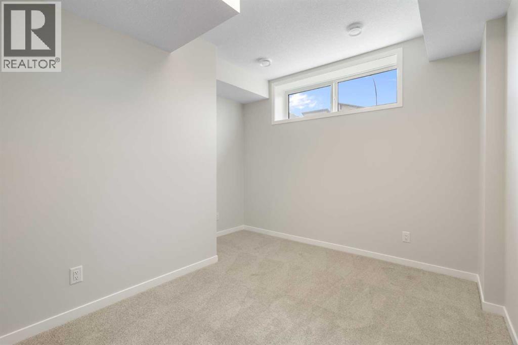 Photo 42 of 620 Rowmont Boulevard Nw, Calgary AB