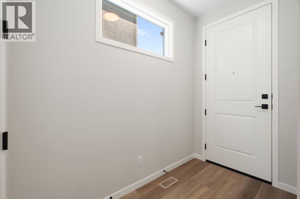 Photo 21 of 620 Rowmont Boulevard Nw, Calgary AB