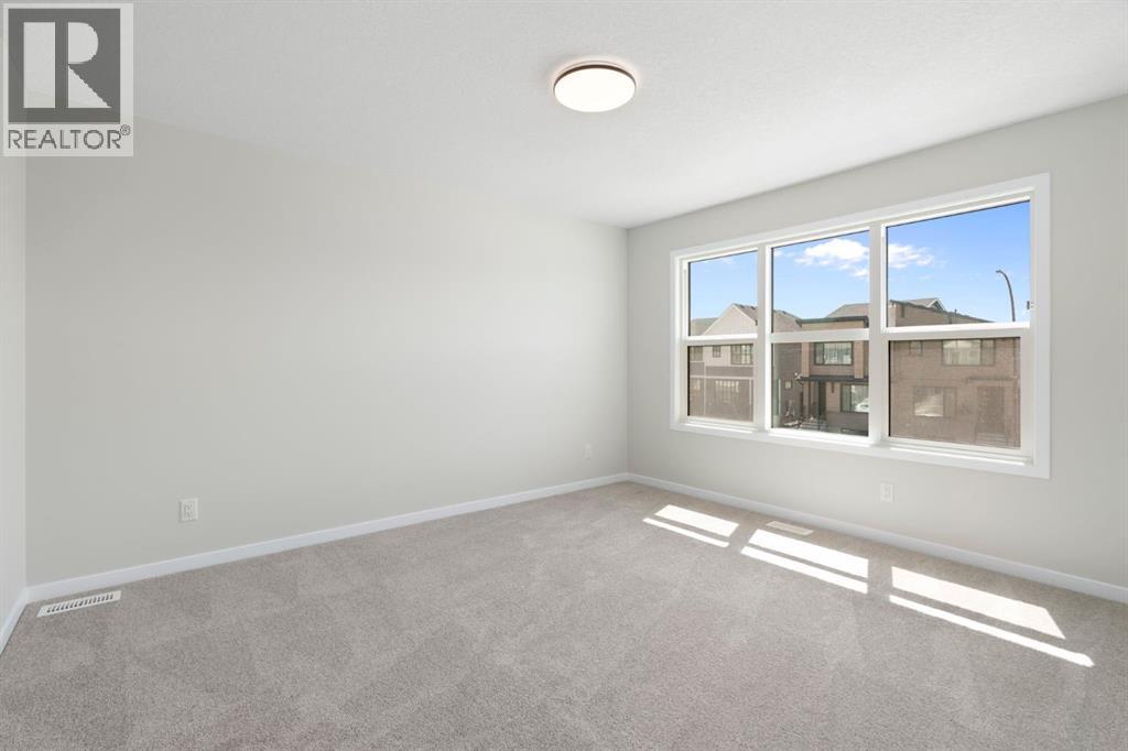 Photo 33 of 620 Rowmont Boulevard Nw, Calgary AB