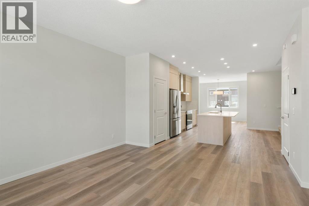 Photo 7 of 672 Buffaloberry Manor Se, Calgary AB