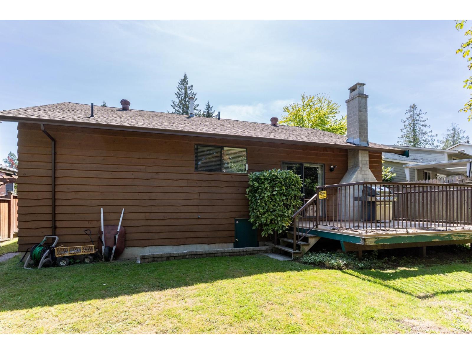 Photo 6 of 19725 50 A Avenue, Langley BC