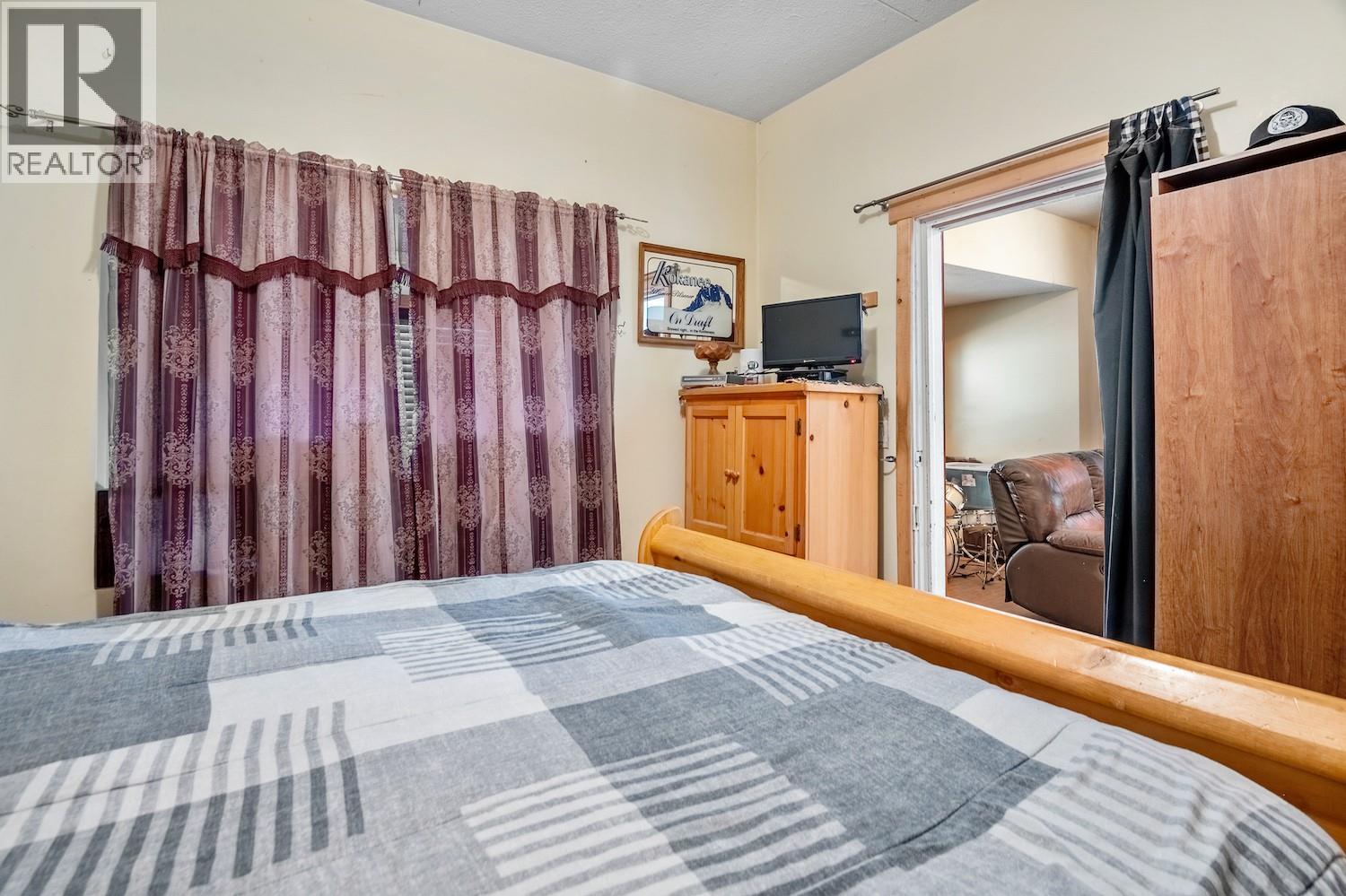 Photo 19 of 1171 1st Avenue, Fernie BC