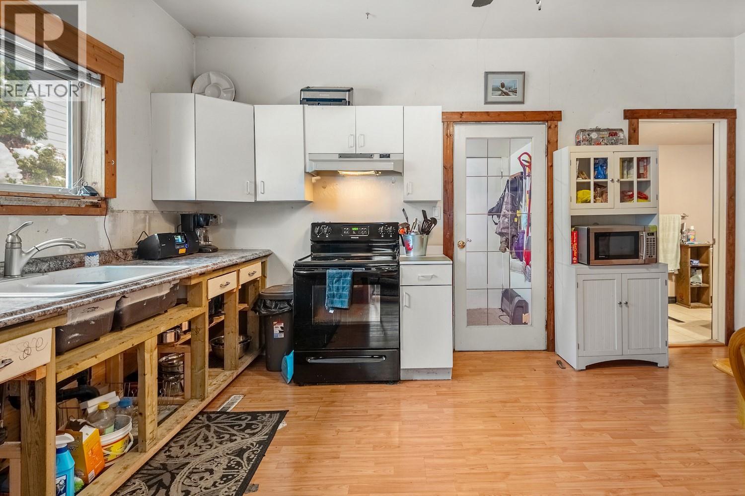 Photo 4 of 1171 1st Avenue, Fernie BC
