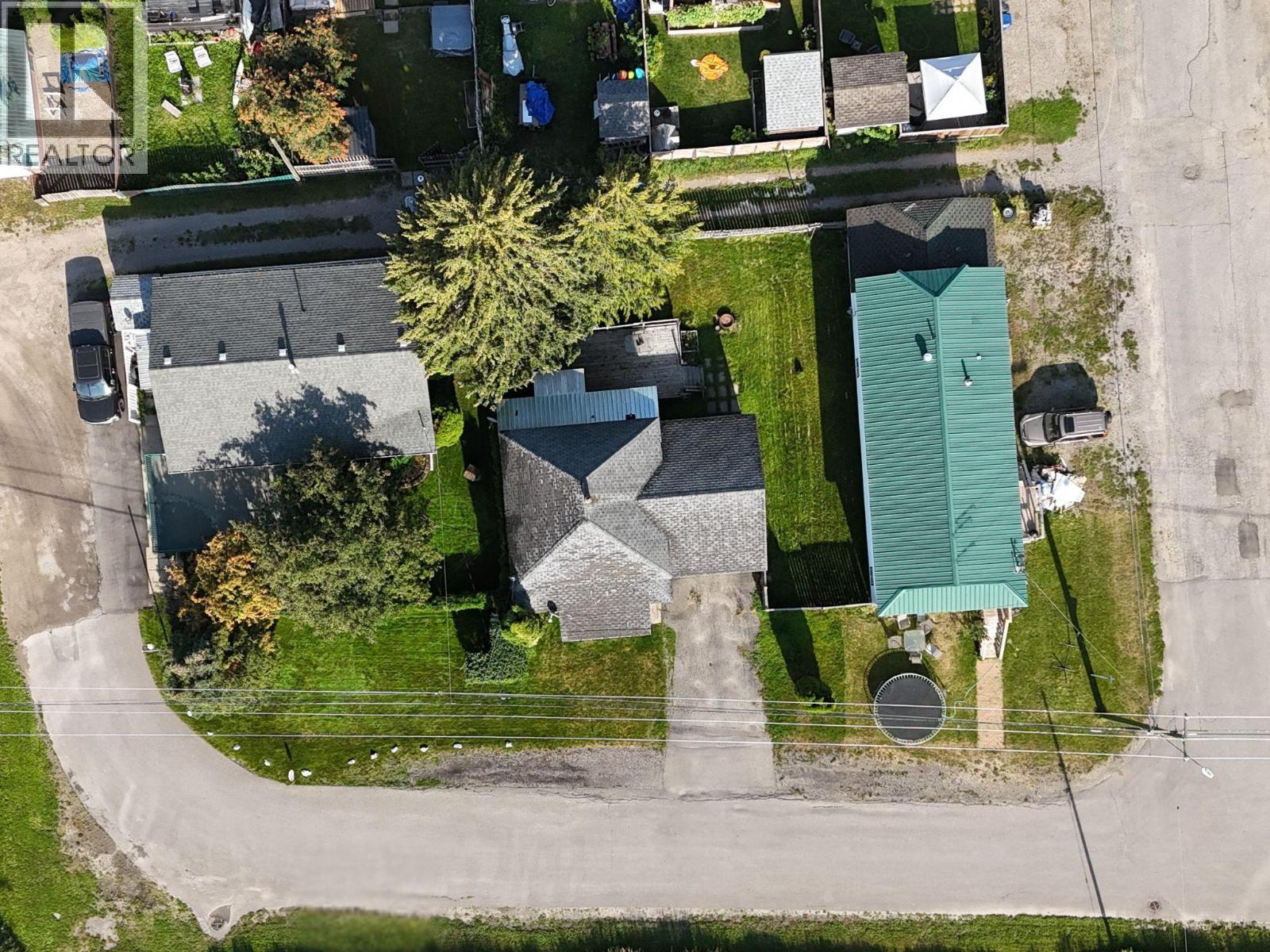 Photo 8 of 1171 1st Avenue, Fernie BC