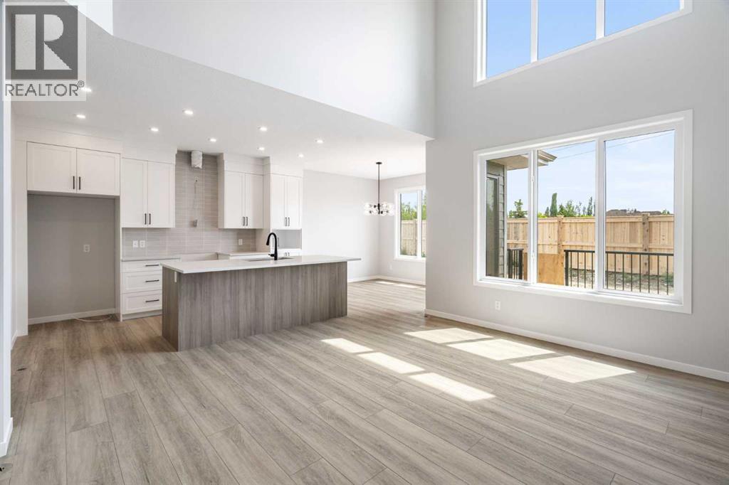 Photo 17 of 262 West Grove Lane Sw, Calgary AB
