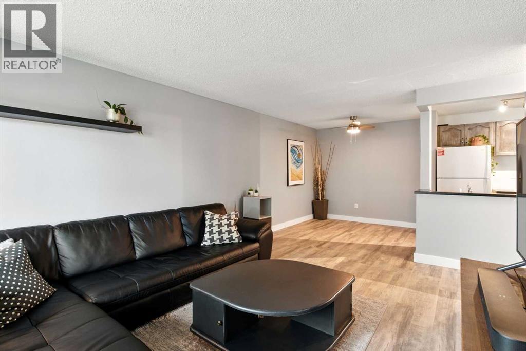 Photo 23 of 208 550 Westwood Drive Sw, Calgary AB