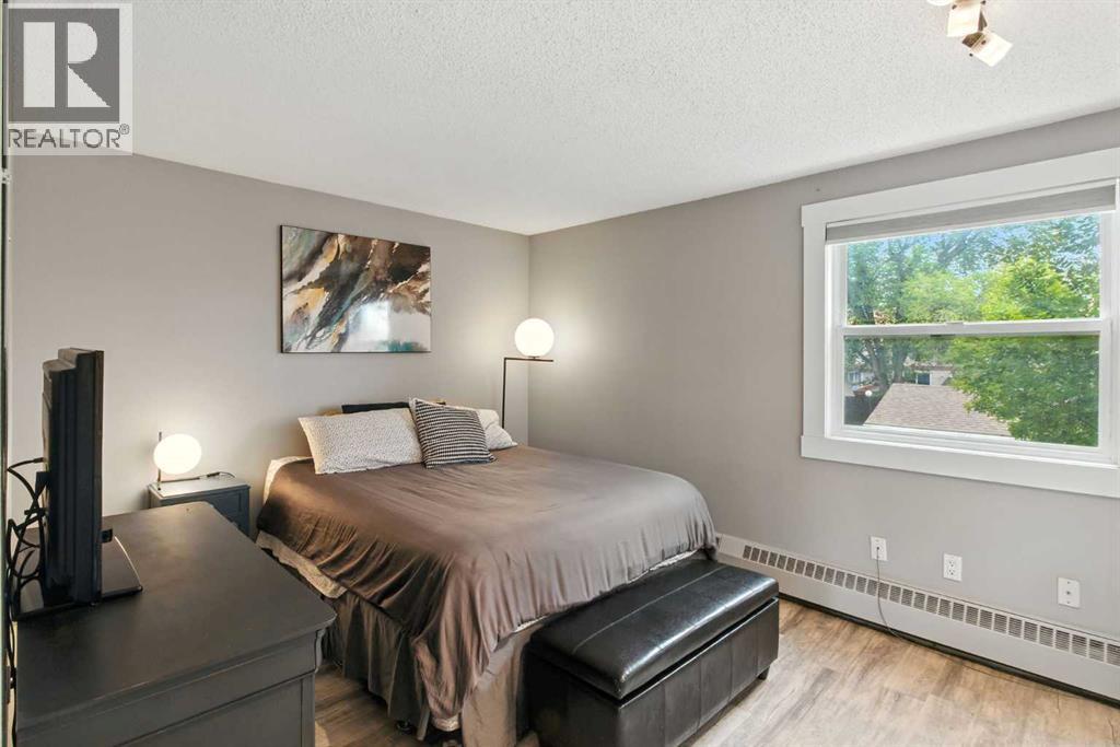 Photo 7 of 208 550 Westwood Drive Sw, Calgary AB