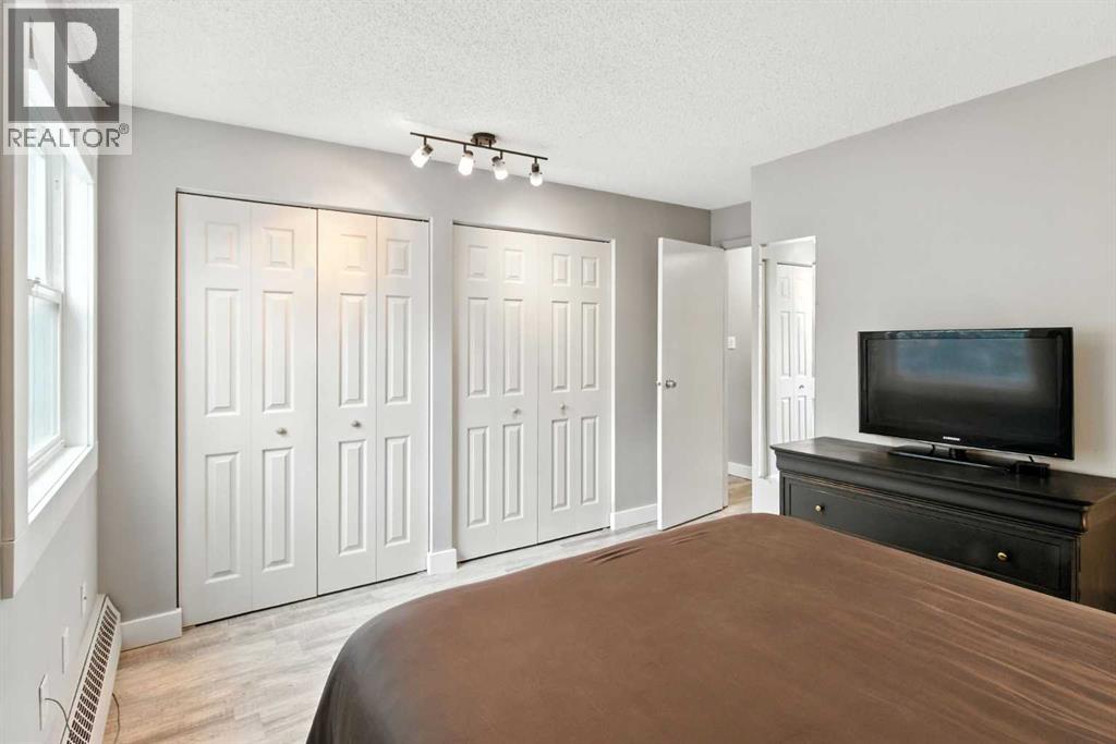 Photo 16 of 208 550 Westwood Drive Sw, Calgary AB