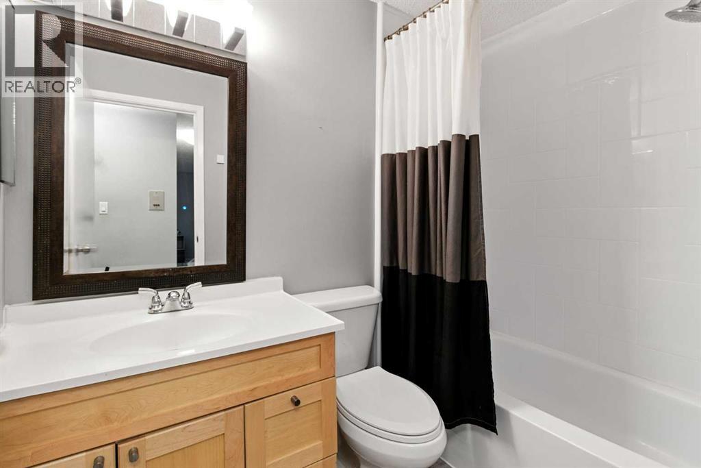 Photo 24 of 208 550 Westwood Drive Sw, Calgary AB