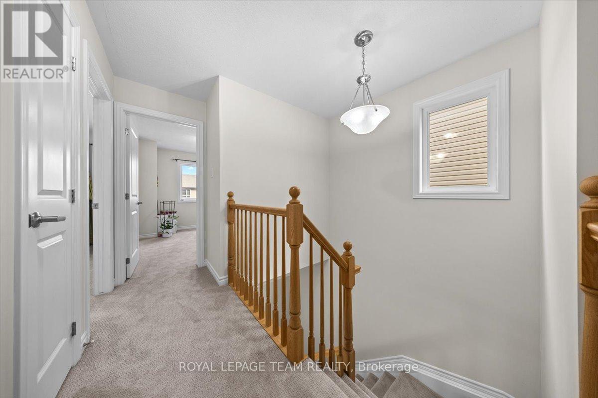 Photo 16 of 288 Livery Street, Ottawa ON