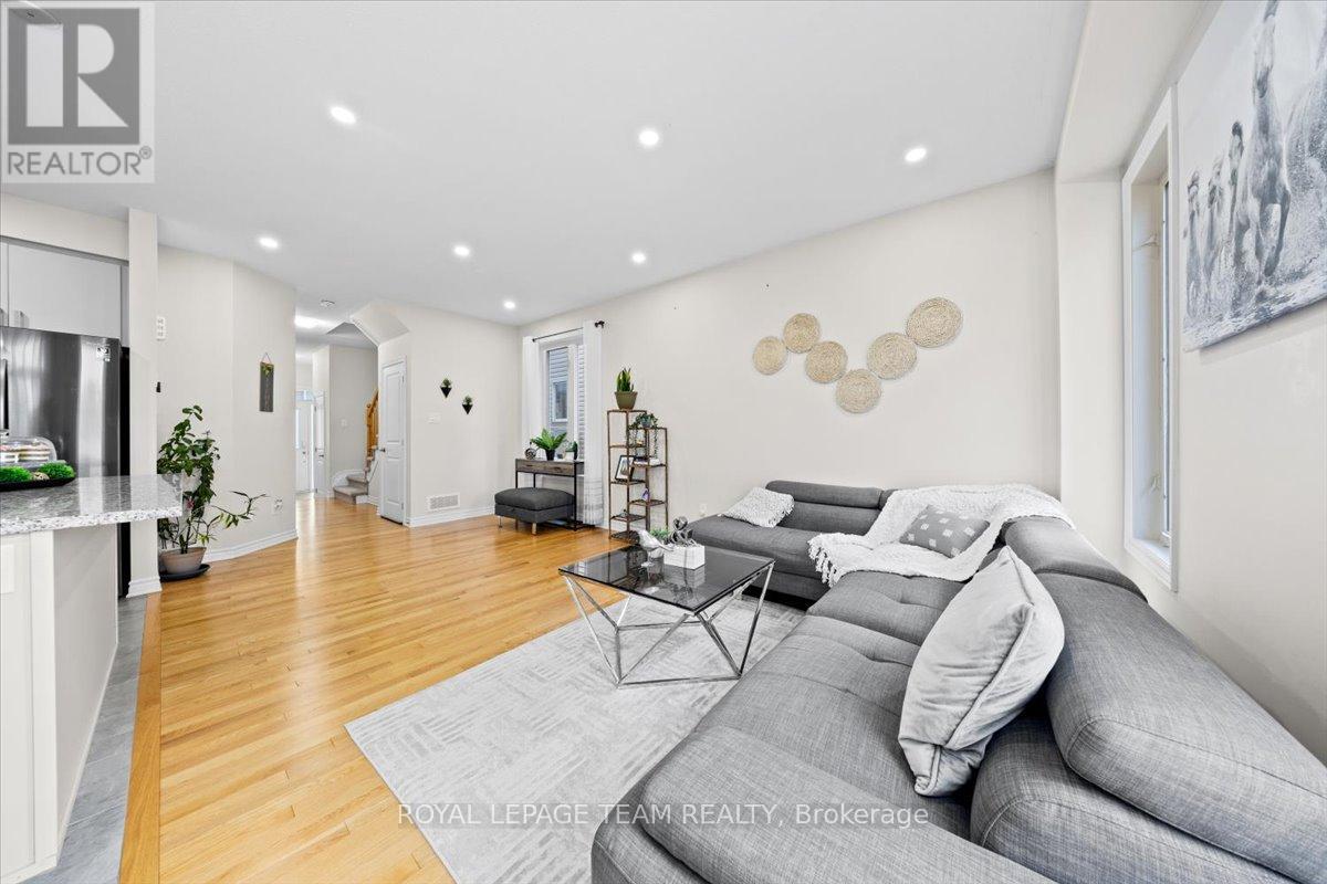 Photo 9 of 288 Livery Street, Ottawa ON