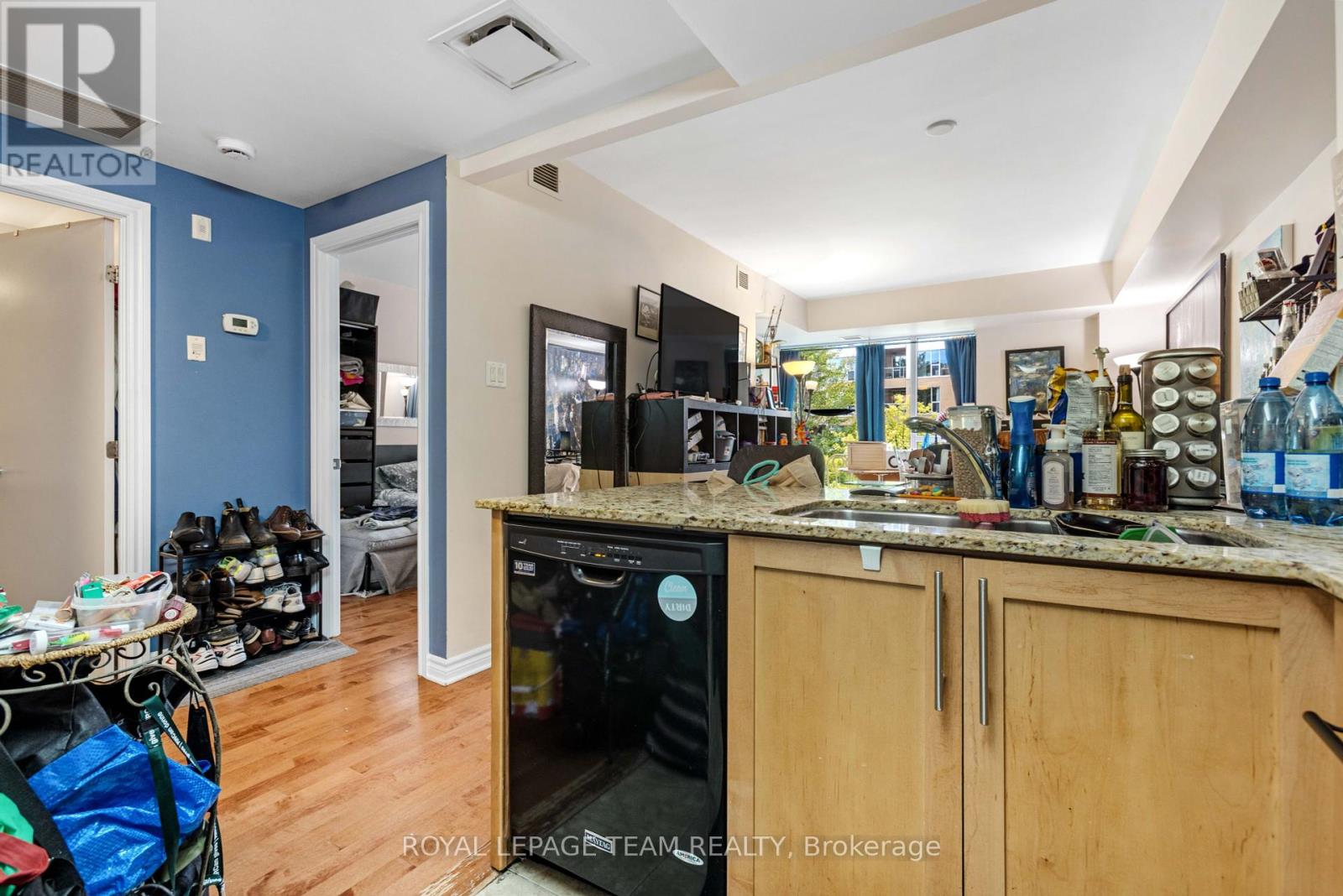 Photo 16 of 303 200 Lett Street, Ottawa ON