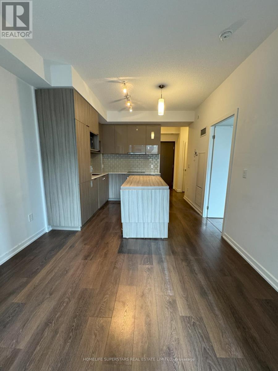 Photo 15 of 313 52 Forest Manor Road, Toronto ON