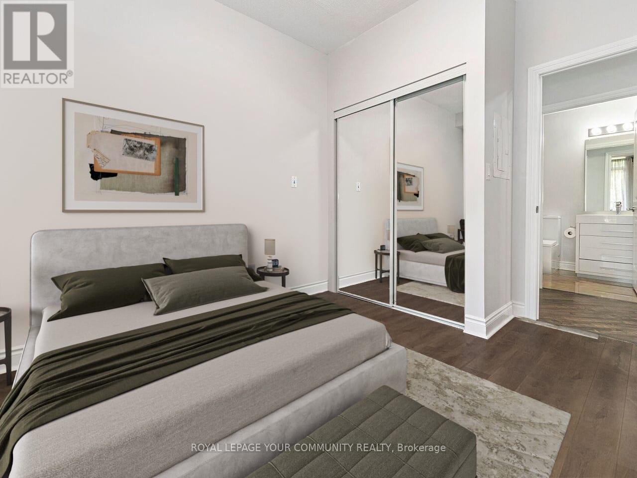 Photo 24 of 114 25 Earlington Avenue, Toronto ON