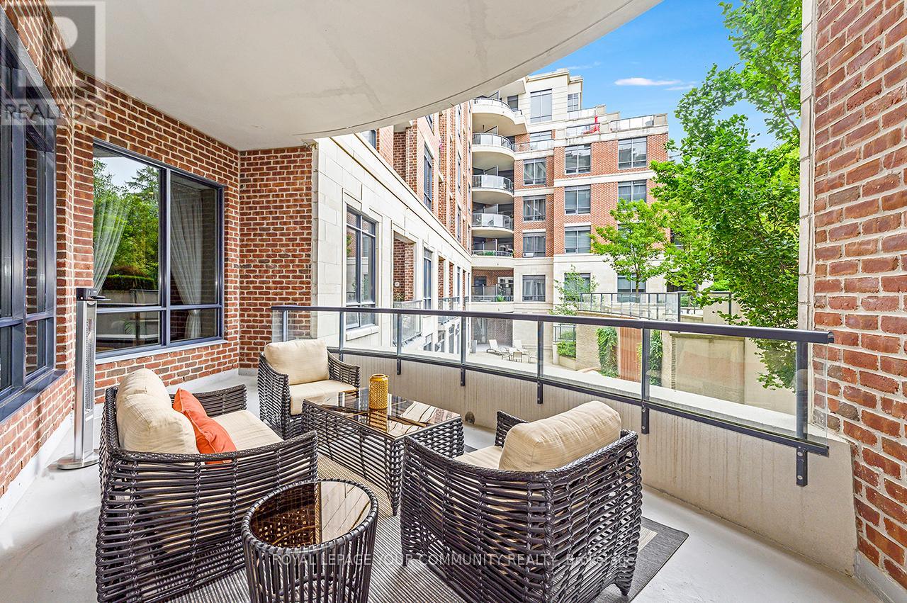 Photo 8 of 114 25 Earlington Avenue, Toronto ON