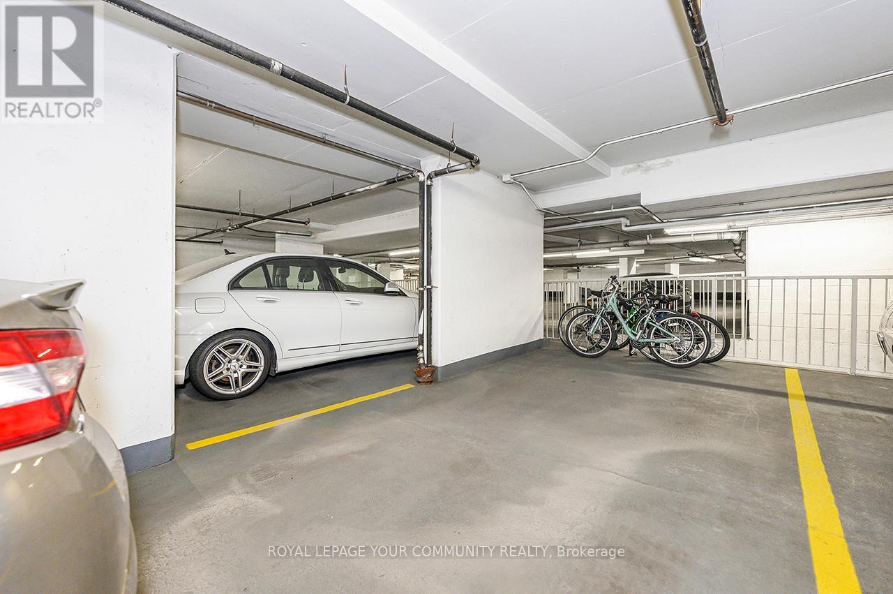 Photo 46 of 114 25 Earlington Avenue, Toronto ON