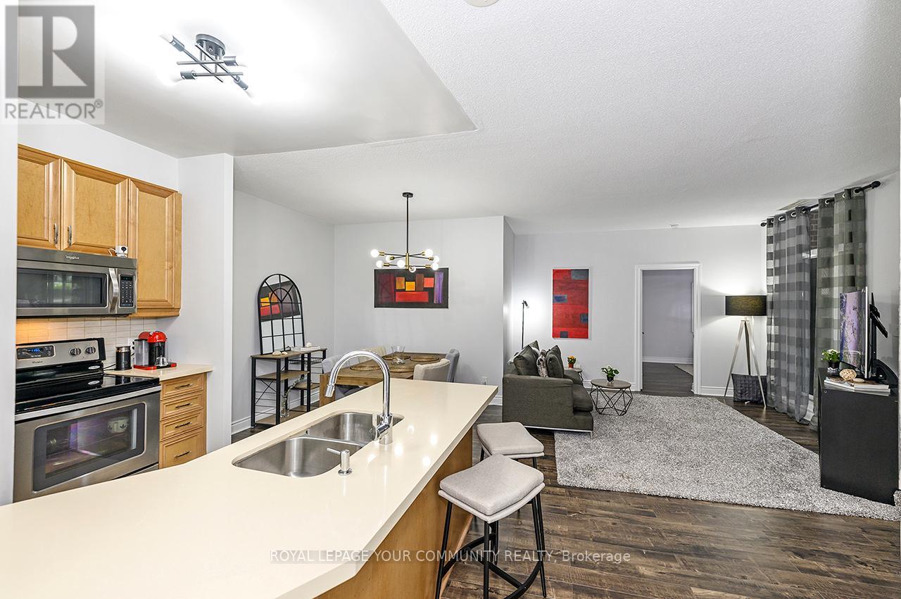 Photo 35 of 114 25 Earlington Avenue, Toronto ON