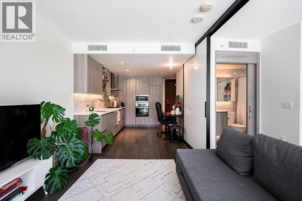 Photo 10 of 408 89 Nelson Street, Vancouver BC