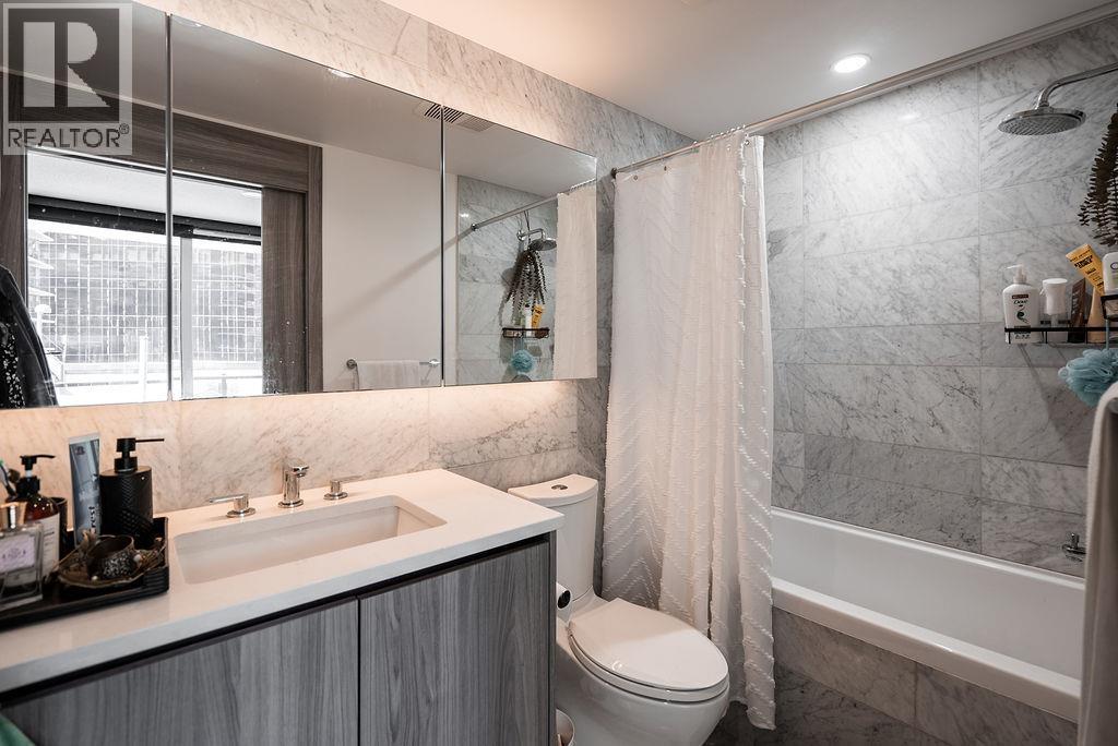 Photo 15 of 408 89 Nelson Street, Vancouver BC