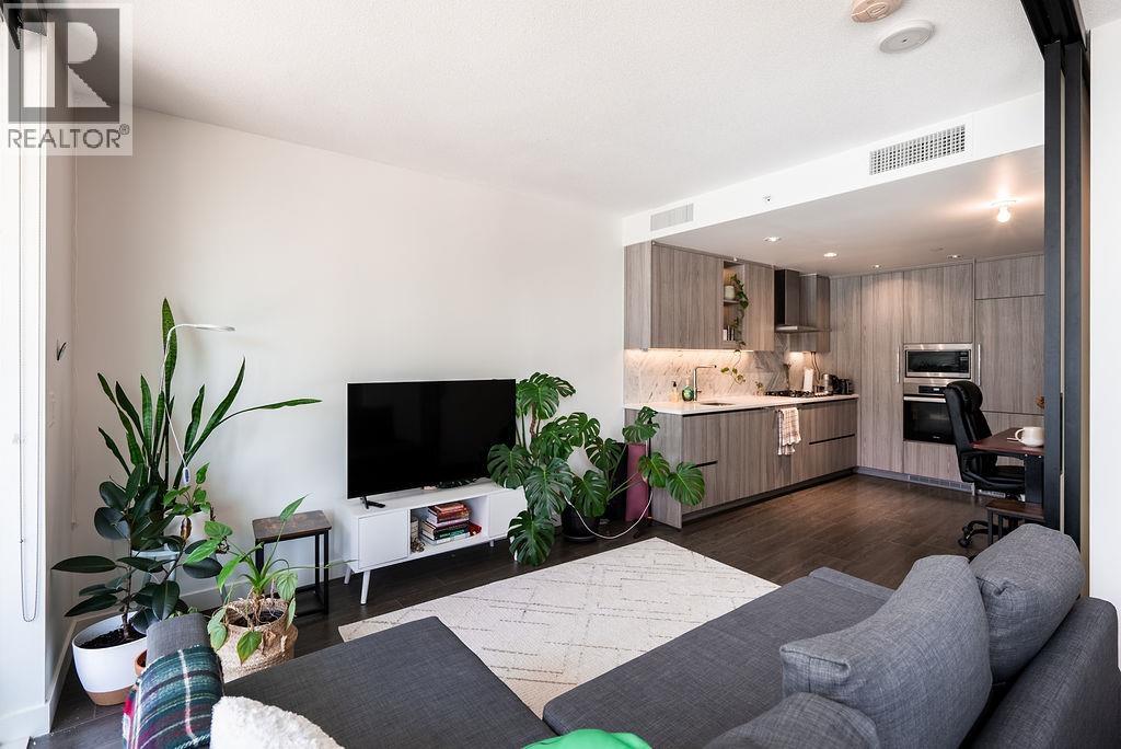 Photo 8 of 408 89 Nelson Street, Vancouver BC