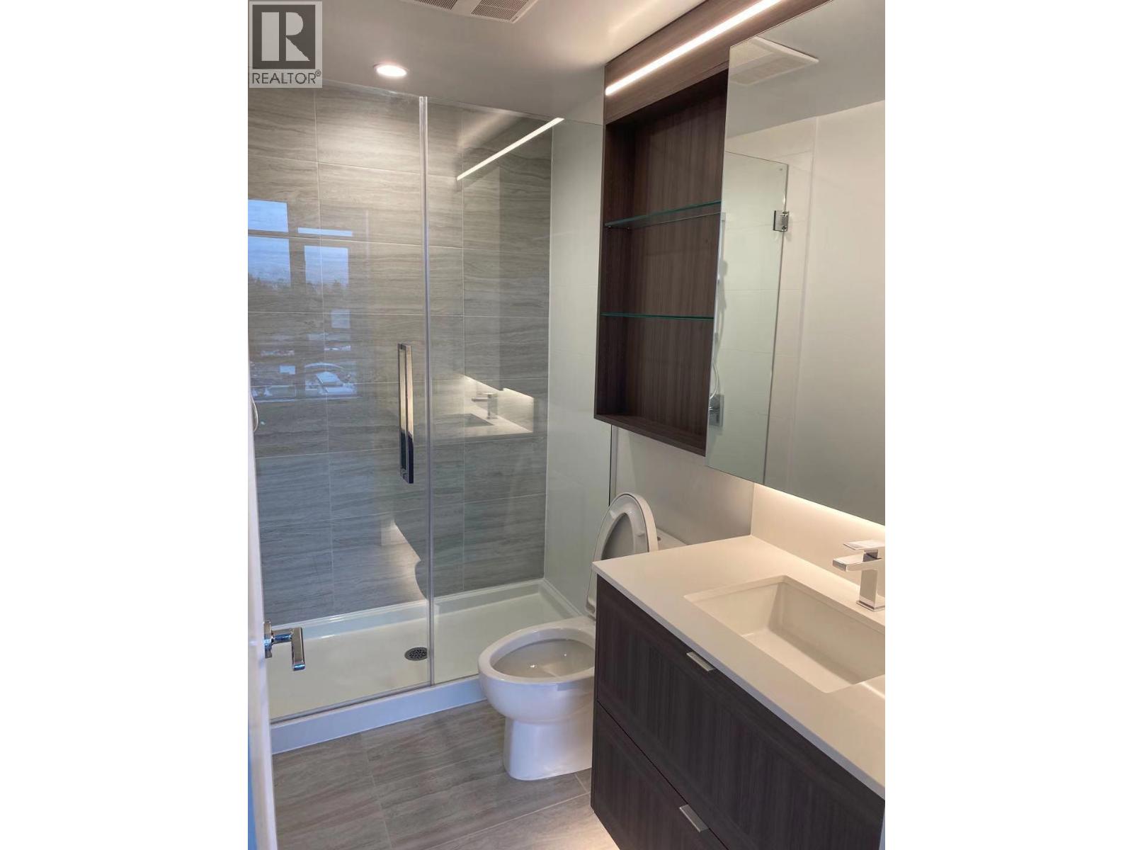 Photo 6 of 1 Xx 4 2351 Beta Avenue, Burnaby BC