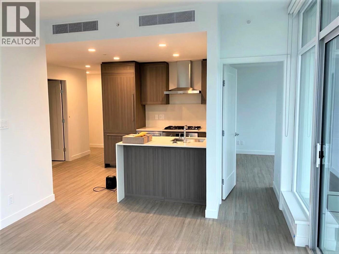 Photo 5 of 1 Xx 4 2351 Beta Avenue, Burnaby BC