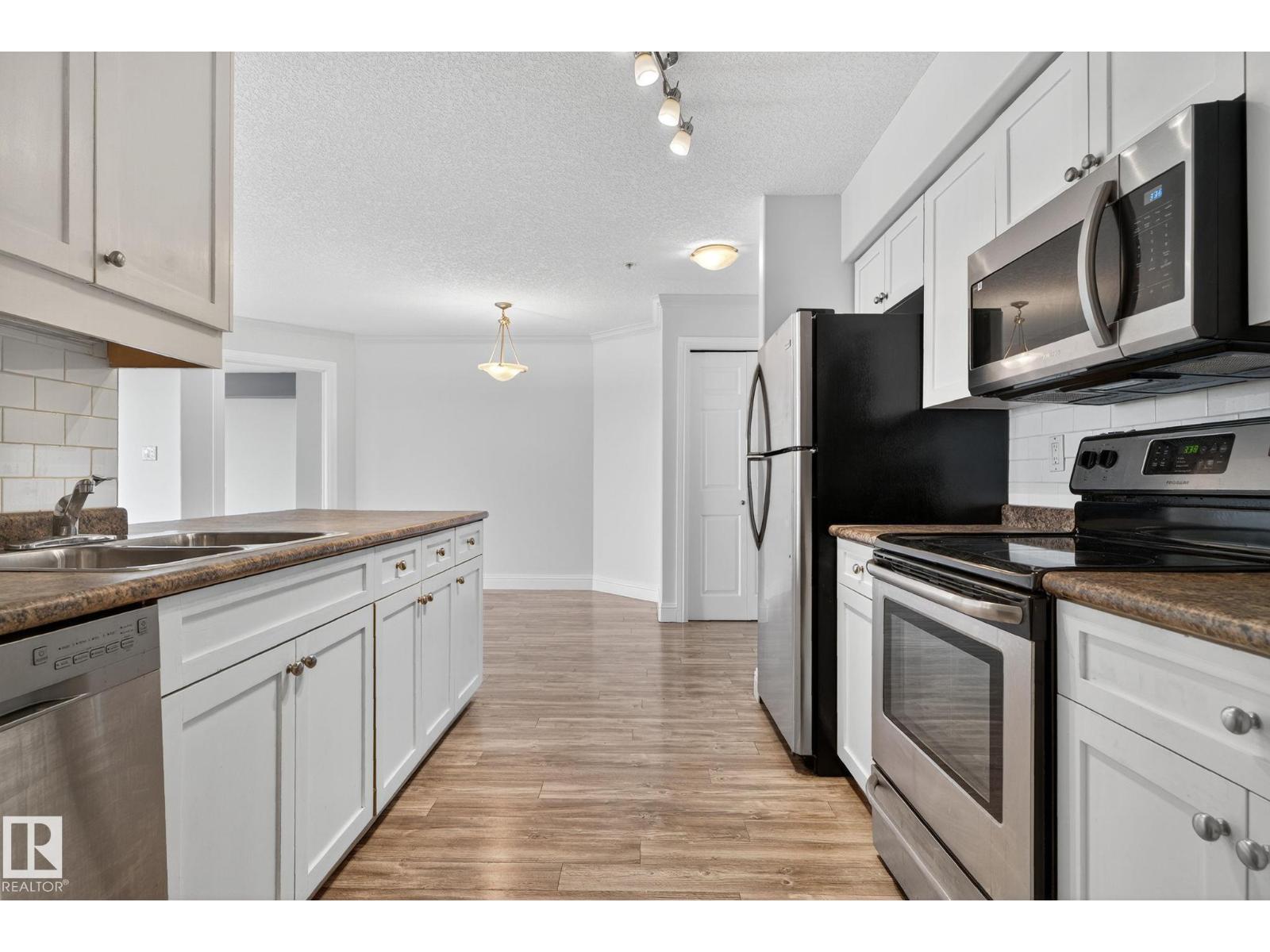 Photo 12 of 310 13111 140 Av Nw, Edmonton AB