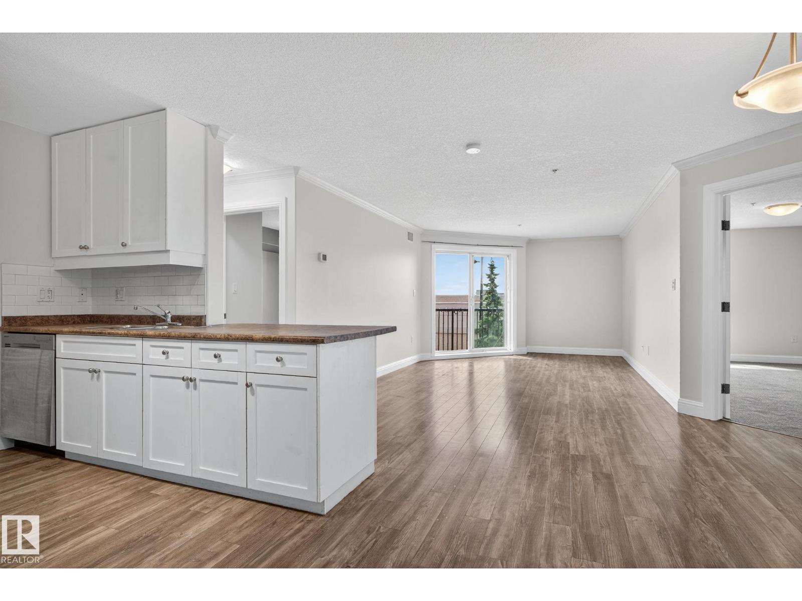 Photo 3 of 310 13111 140 Av Nw, Edmonton AB