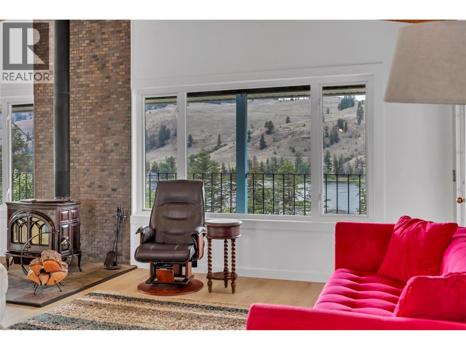  285 WESTVIEW Road, Kaleden