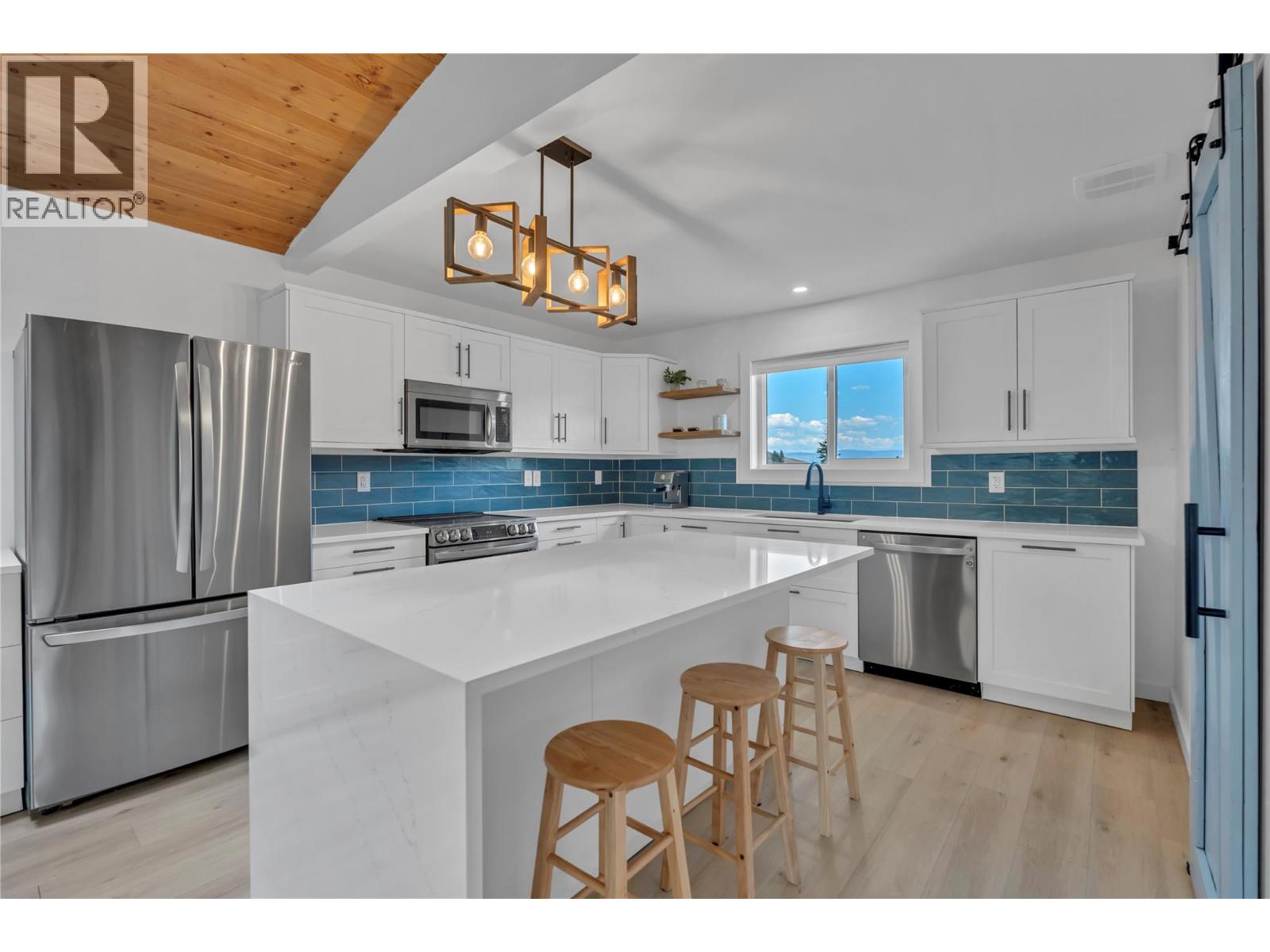  285 WESTVIEW Road, Kaleden