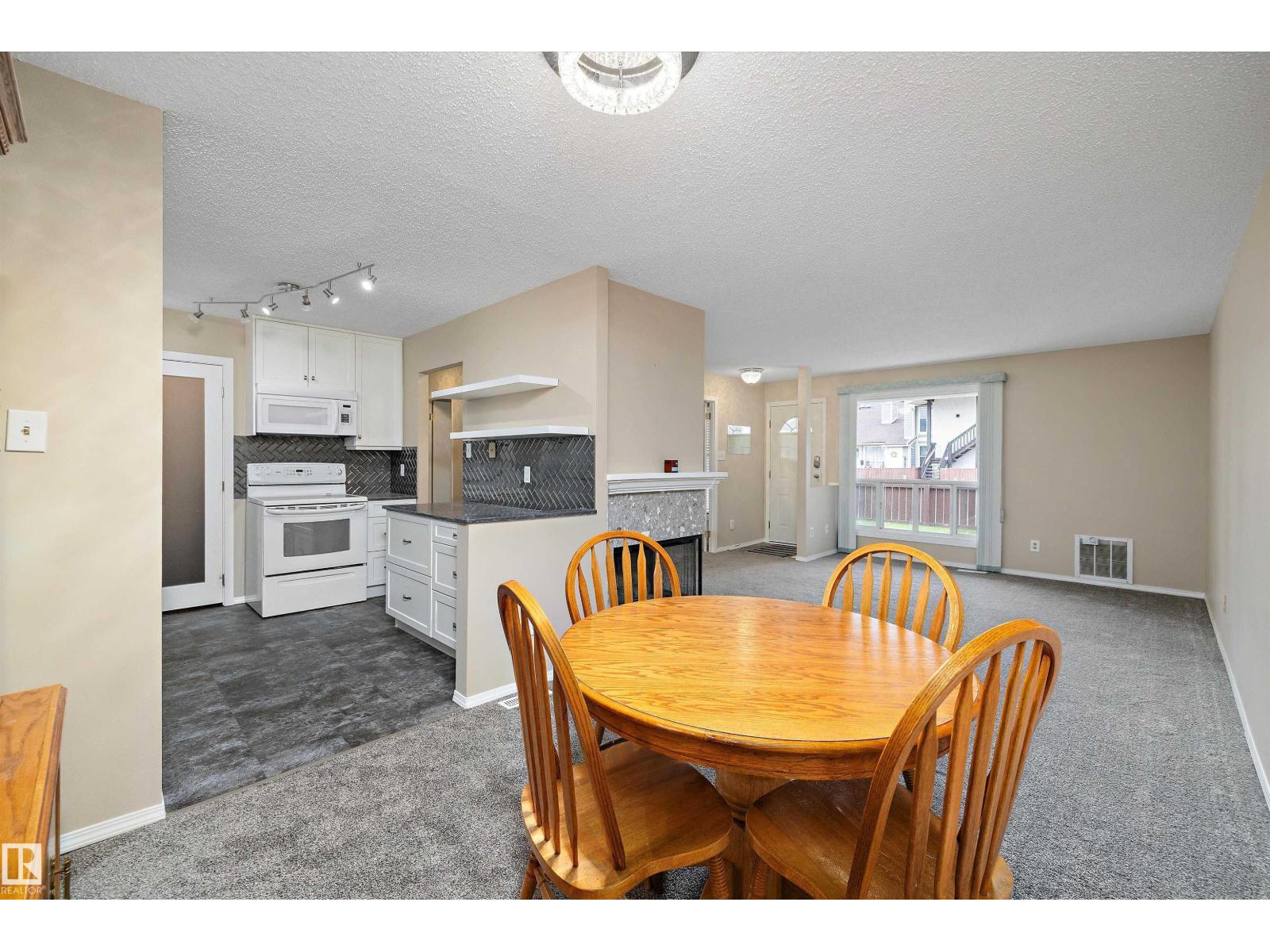 Photo 17 of 2326 151 Av Nw, Edmonton AB
