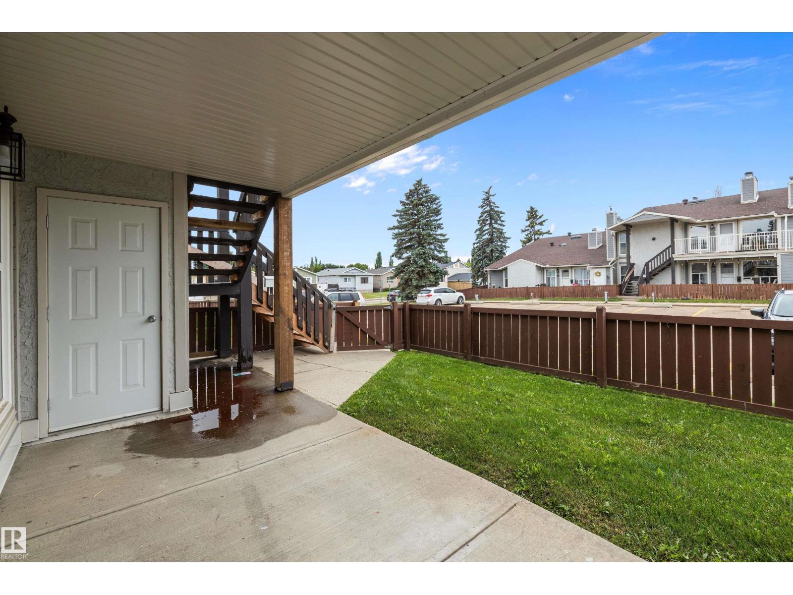 Photo 11 of 2326 151 Av Nw, Edmonton AB