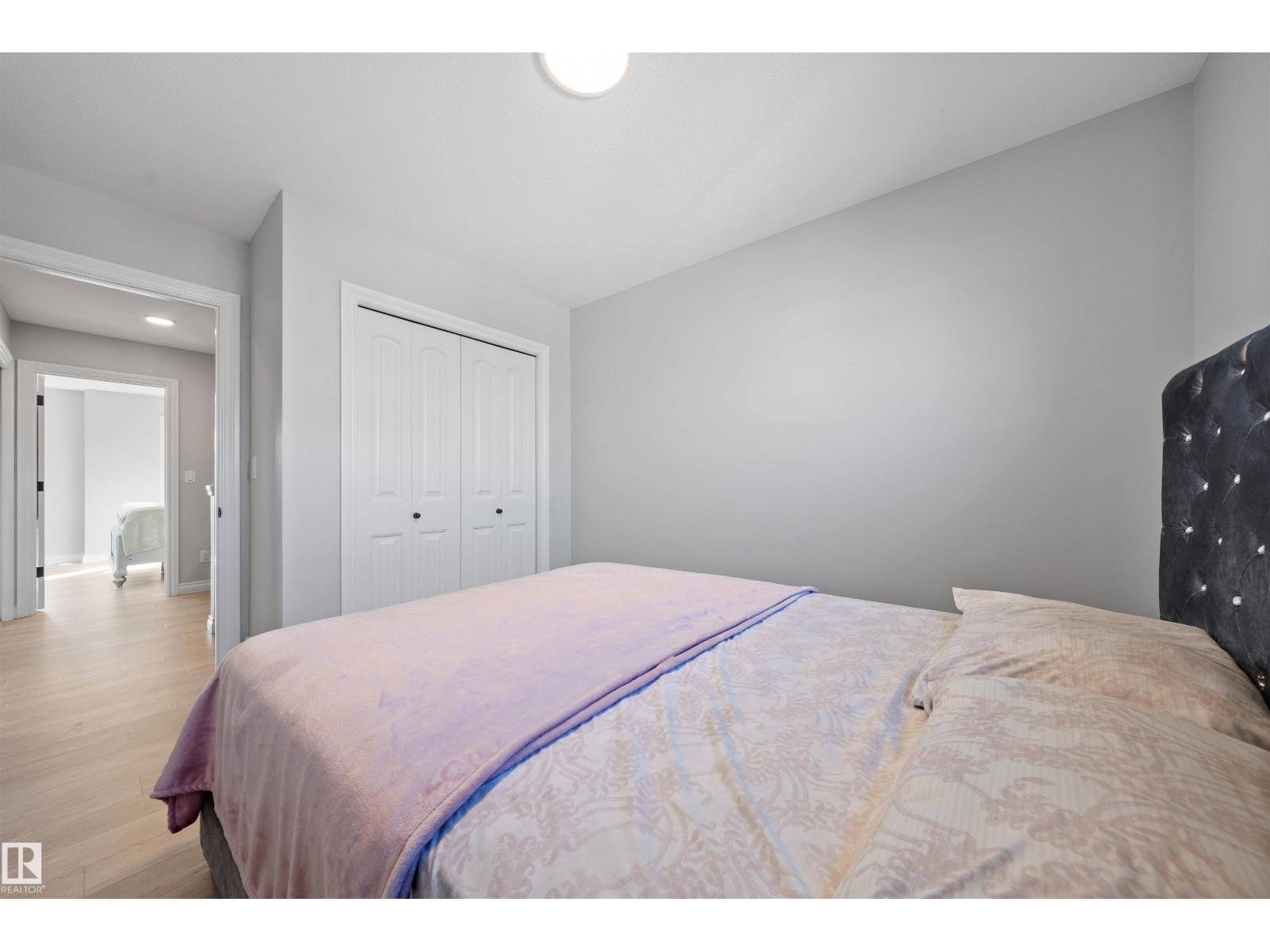 Photo 7 of 1212 14 Av Nw Nw, Edmonton AB
