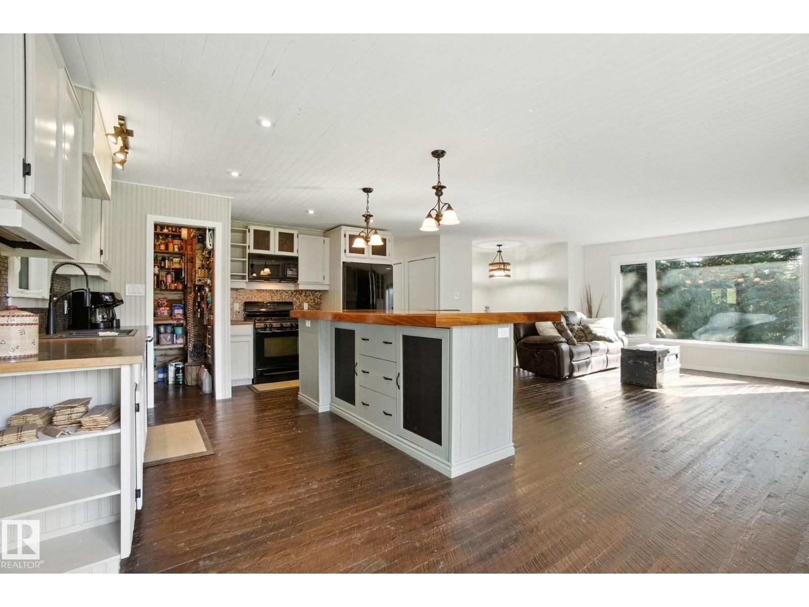Photo 38 of 8 53212 Rge Road 15, Rural Parkland County AB