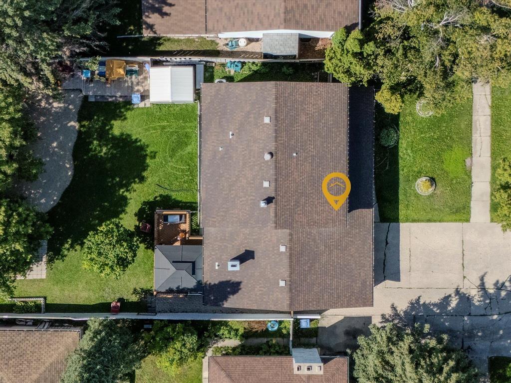 Photo 35 of 34 Prairie View Road, Winnipeg MB