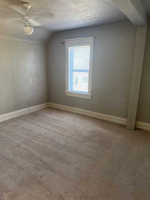 Photo 6 of 624 Polson Avenue, Winnipeg MB