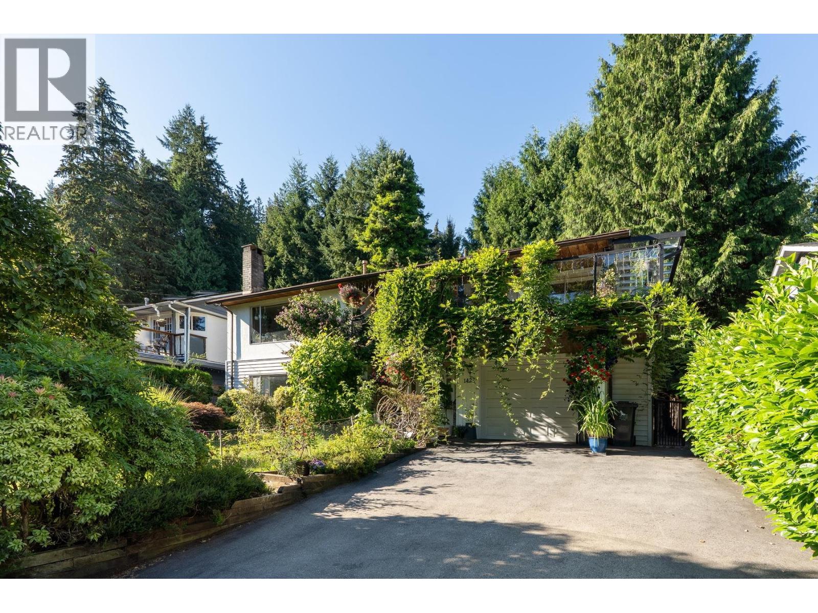 Photo 37 of 1422 Kilmer Road, North Vancouver BC