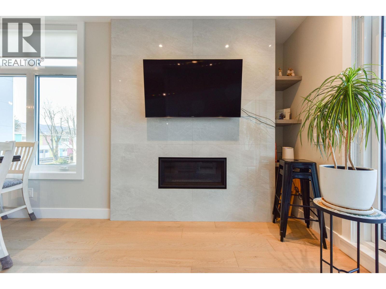 222 Lee Avenue Unit# 101, Penticton