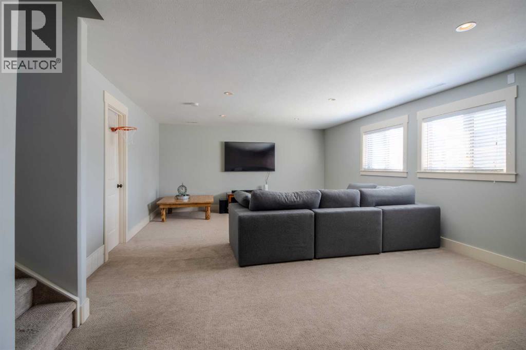 Photo 5 of 3120 22 Street, Coaldale AB