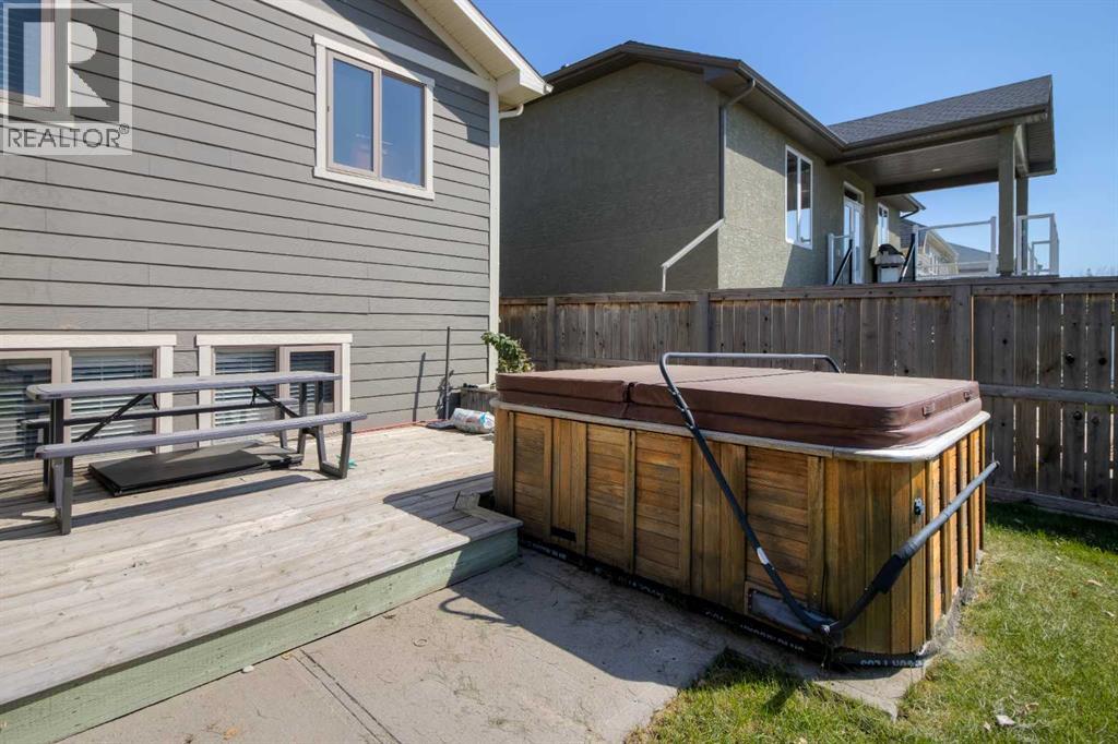 Photo 27 of 3120 22 Street, Coaldale AB