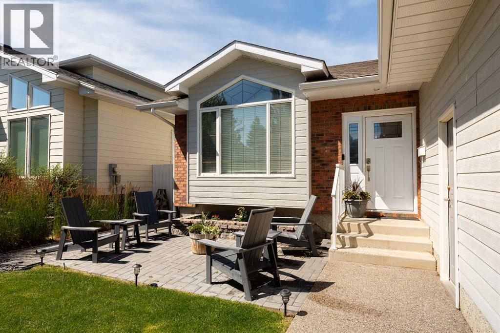 Photo 7 of 277 Coachwood Point W, Lethbridge AB