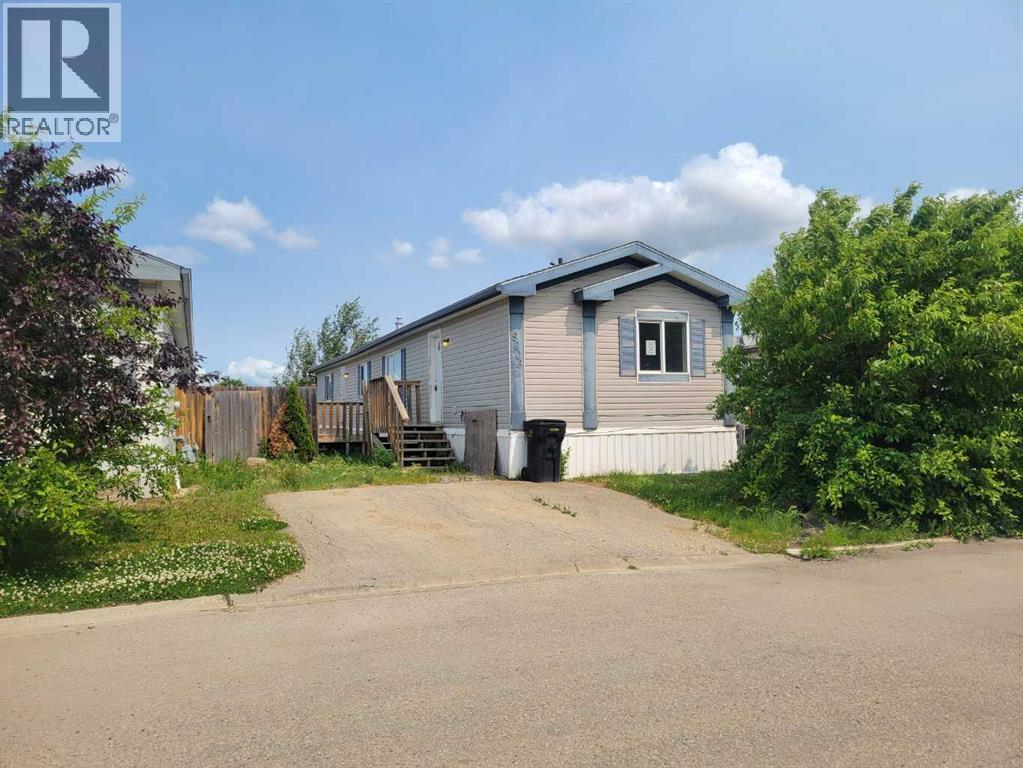 Photo 5 of 9006 87 Avenue, Grande Prairie AB