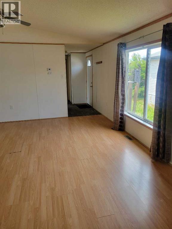 Photo 13 of 9006 87 Avenue, Grande Prairie AB