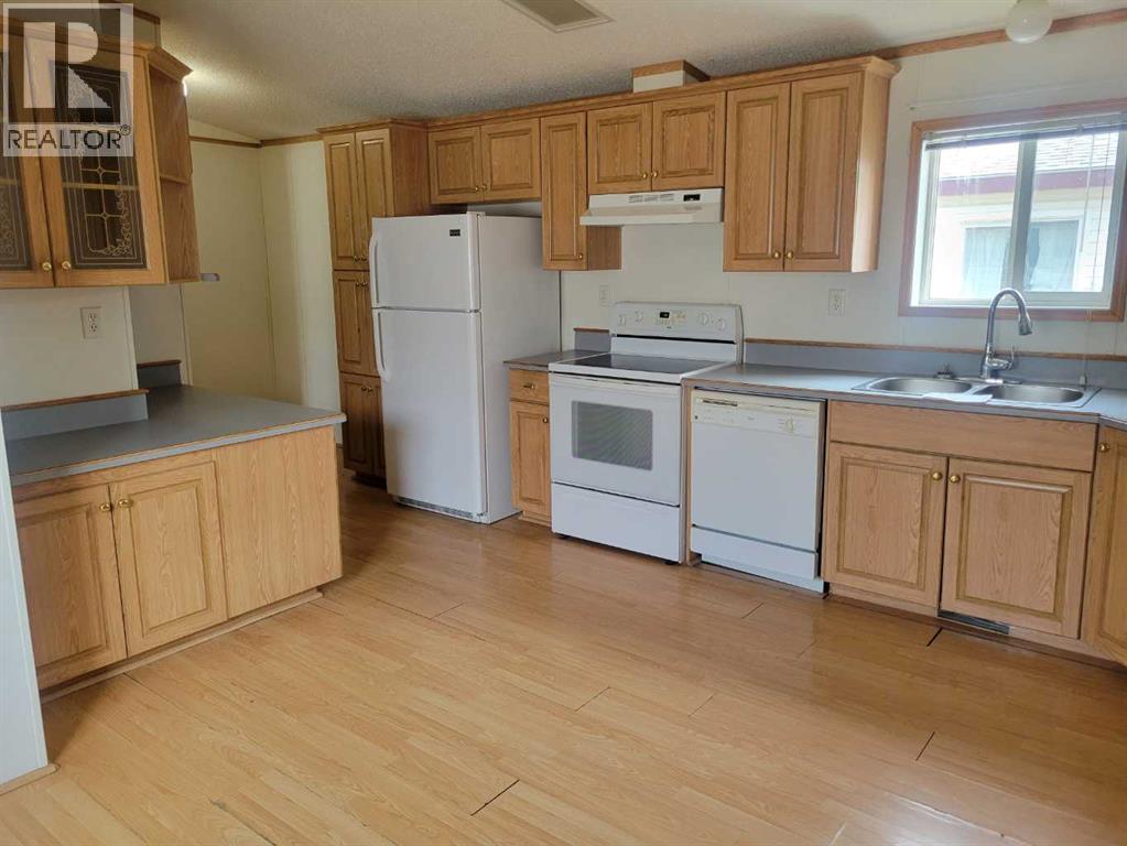 Photo 14 of 9006 87 Avenue, Grande Prairie AB