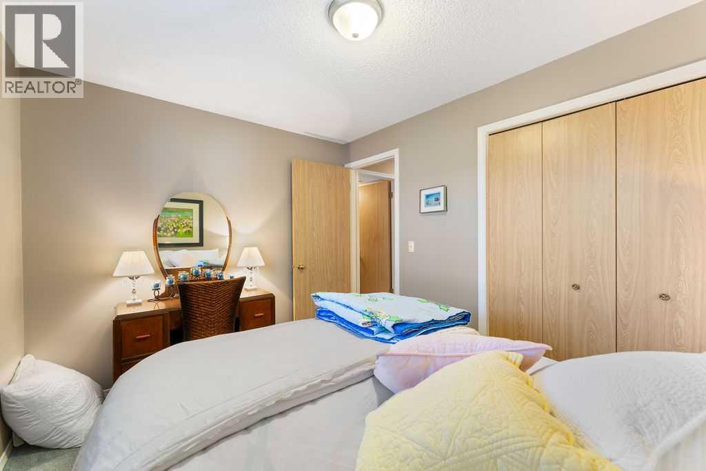 Photo 35 of 10 Hunters Gate, Okotoks AB