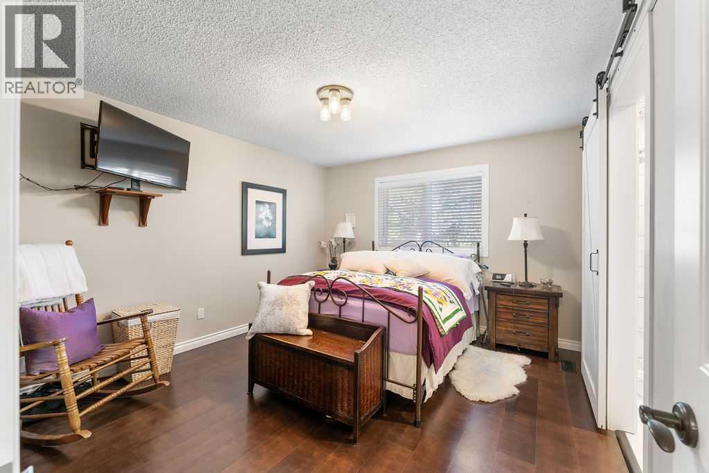 Photo 14 of 10 Hunters Gate, Okotoks AB
