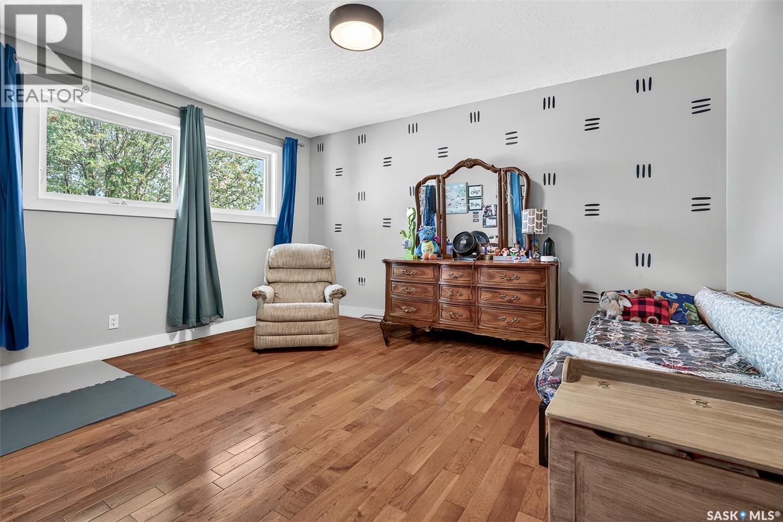 Photo 7 of 1503 Spadina Street, Moose Jaw SK