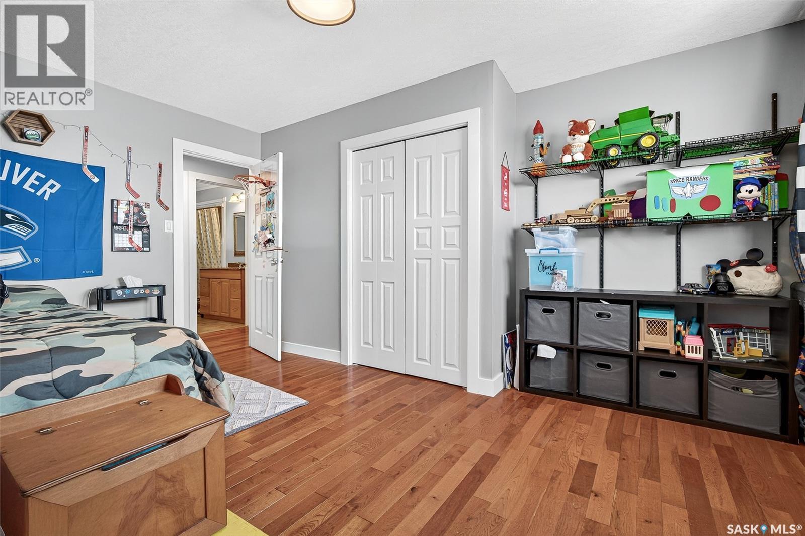 Photo 8 of 1503 Spadina Street, Moose Jaw SK