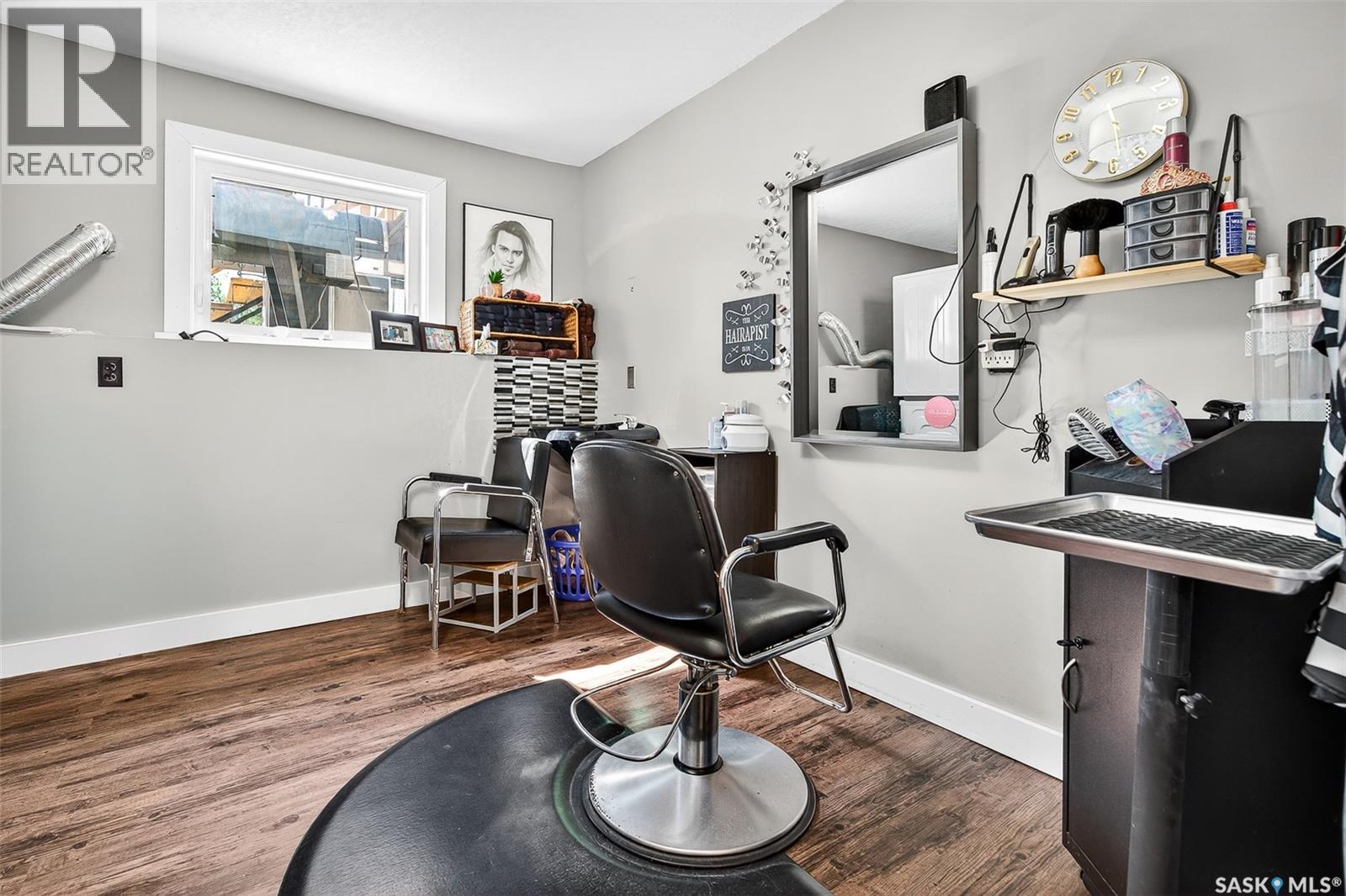 Photo 5 of 1503 Spadina Street, Moose Jaw SK